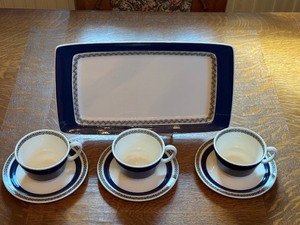 lot 80 image: Villeroy & Boch Saphir Saar Serving Tray with 3 Cups and Saucers