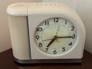 lot 92 image: Big Ben Moon Beam Vintage Electric Alarm Clock
