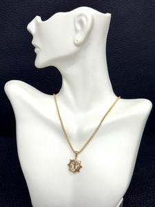 lot 34M image: 18 Inch Italian 14k Gold Chain Necklace with Anchor and Ship Wheel Pendant