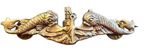 lot 159 image: US Navy Submarine Warfare Dolphins Pin LGB Sterling 3 Inch