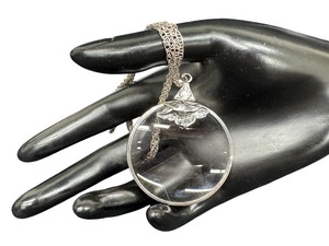 lot 179 image: Sterling Silver Magnifying Glass Pendant Necklace with 24 Inch Chain