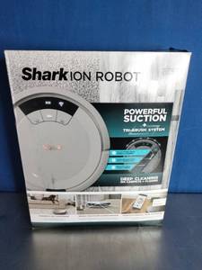 lot 22 image: Shark ION RV763 Robot Vacuum