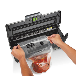 lot 14 image: Hamilton Beach Weston 2-in-1 Liquid and Dry Vacuum Sealer