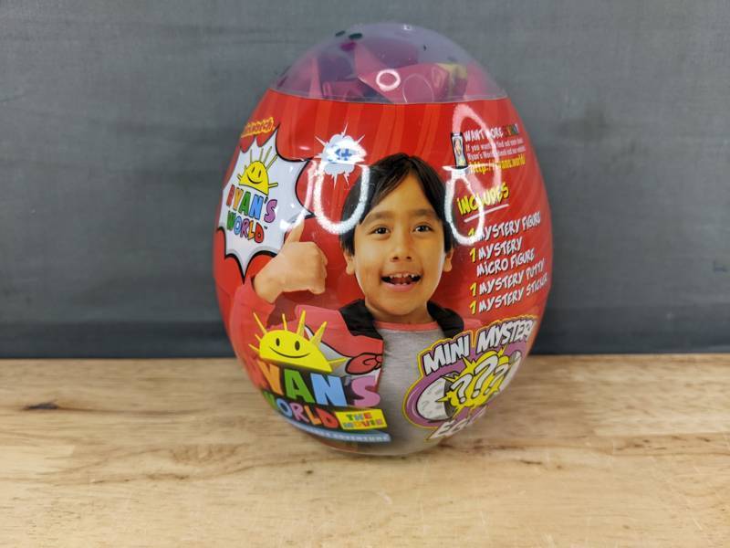 lot 43K image: Ryans World Mini Mystery Egg Toy - Brand New