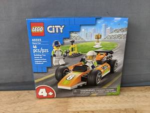 lot 2G image: LEGO City Race Car 60322 Building Set - Brand New