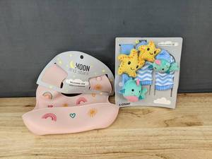 lot 131 image: Moon and Stars Silicone Bib and Hand & Foot Rattles Set - Brand New