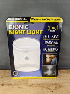 lot 159 image: BellHowell Bionic Motion Activated LED Night Light in White - Brand New