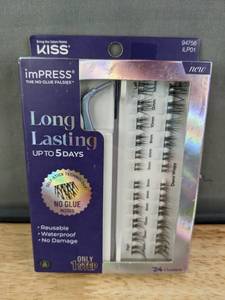 lot 185 image: 24 Kiss imPRESS Long Lasting Press-On Lash Clusters - Brand New