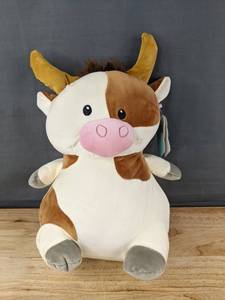 lot 36B image: Play Right Hug Me Cow Stuffed Animal 14 Plush - Brand New