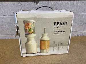 lot 113 image: Beast Blender Mini Plus