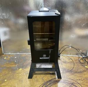 lot 66 image: Masterbuilt 30 Inch Digital Electric Smoker