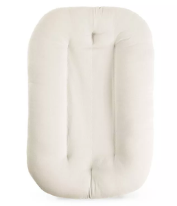 lot 44 image: Infant Lounger Snuggle Me