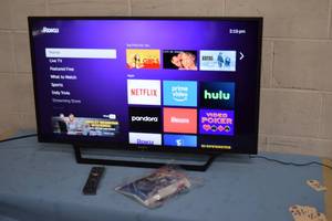 lot 39 image: Sony KDL-40W650D 40 Smart 1080p LED HDTV Display  Monitor  Television  TV with Table Stand & Remote Control