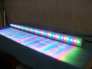 lot 13 image: AspectLED Slim Line Series 48 Professional  Commercial 48 Interior  Exterior Wall Wash Light  Lighting Unit - MSRP $375