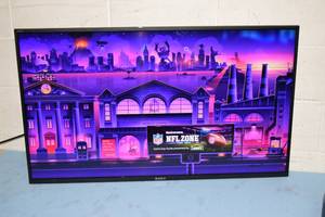 lot 91 image: Sony KD-43X720E Smart 4K 43 Ultra-High Definition UHD Television  TV with Table Stand
