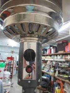 Outdoor Space Heater with cover Model 62108