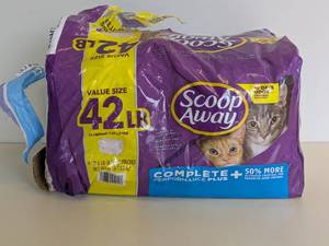 lot 38 image: NEW SCOOP AWAY COMPLETE PERFORMANCE PLUS CLUMPING LITTER
