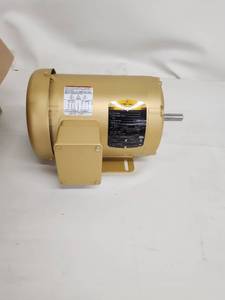 lot 16 image: Baldor Reliance Super E Industrial Motor 1HP .75kW 230460V EM3545