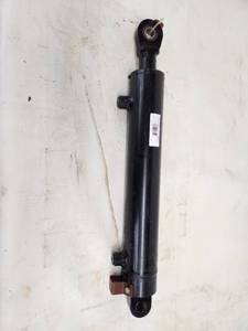 lot 35 image: Hydraulic Cylinder 24 Inch Length with 1 Inch Eyelets