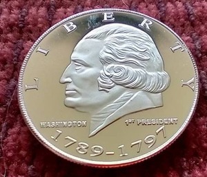 lot 25 image: Beautiful George Washington 1 Oz. Silver Round