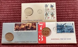 lot 52 image: (3) Bicentennial First Day Covers With Medals