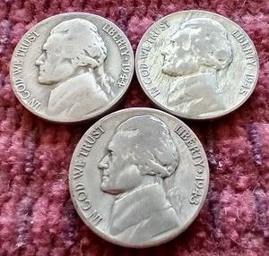 lot 89 image: (3) Silver War Nickels