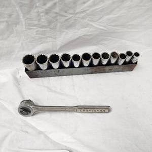 lot 36 image: Classic 12 Craftsman Ratchet and Deep Well Socket Set