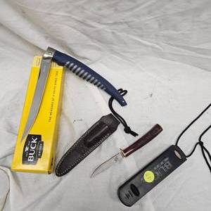 lot 59 image: PF Knife, Buck Foldingn Fillet Knife, Buck Knife Hone Kit