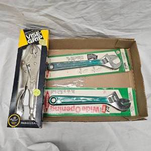 2 New Diamond Adj Wrenches and New Vise Grip