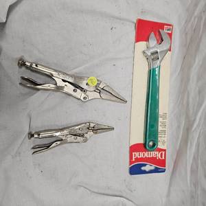 lot 79 image: 2 Needle Nose Vise Grips and New Diamond Adjustable Wrench