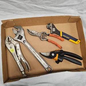 lot 92 image: Crescent Wrenches, Vise Grips, Shears