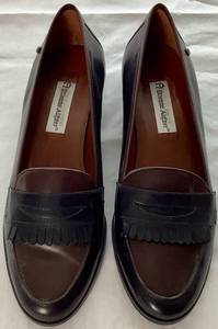 lot 39 image: Etienne Aigner Buckingham Leather Womens Loafer - size 10W