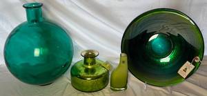 lot 22 image: Shades of Blue & Green Glass Collection
