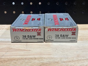lot 25 image: Winchester .38 Smith & Wesson 69 Rounds
