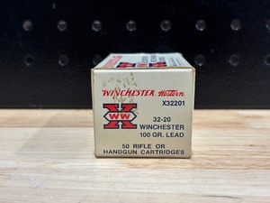 lot 16 image: Winchester .32-20 50 Rounds
