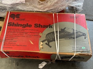 lot 4 image: Shingle Shark Shingle Cutter