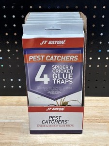 lot 29 image: Pest Catchers Glue Traps