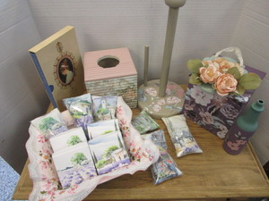 lot 50 image: Sachets, Holders