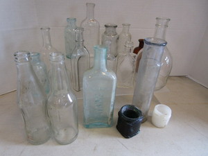 lot 66 image: Vintage Bottles