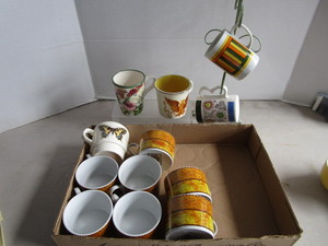 lot 75 image: Coffee Cups