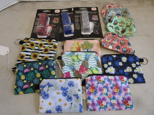 lot 81 image: Lipstick & Coin Holders, Bags