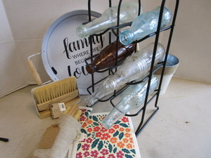 lot 89 image: Dishcloths, Bamboo, Bottles, Stand