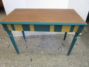 lot 138 image: Piano Bench