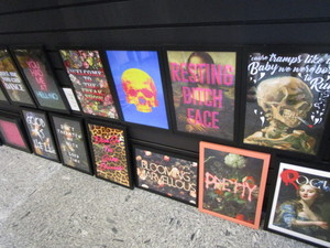lot 216 image: Novelty Framed Quotes