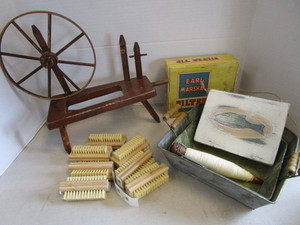 lot 230 image: Nail Brushes, Trays, Cigar Box