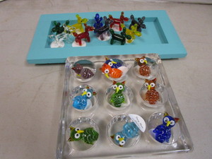 lot 235 image: Glass Miniatures