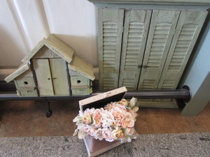lot 258 image: Birdhouse Cabinet, Trunk, Mirror