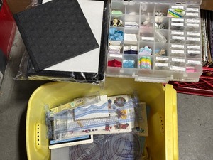 lot 21 image: Tote of Scrapbooking Supplies