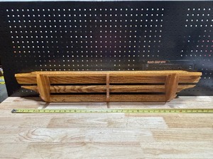 lot 22 image: Vintage Wooden Wall Hanging Shelf