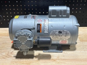 lot 36 image: Gast 12 HP Single Phase Air Compressor